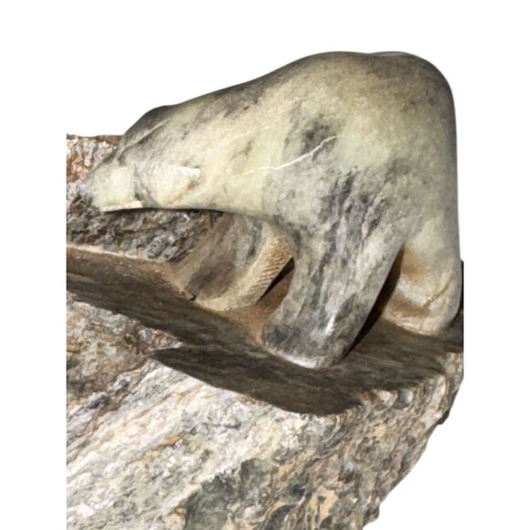Ben Saclamana Original art sculpture Inuit Soapstone large Bear Seal Carving aut - Picture 7 of 16